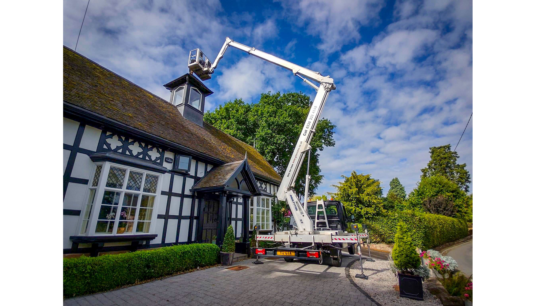 Plataforma articulada Multitel Pagliero MZ 250