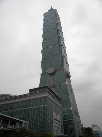 Photonics Festival 2010 se celebra a escasos metros del Taipei 101, el segundo edificio ms alto del mundo