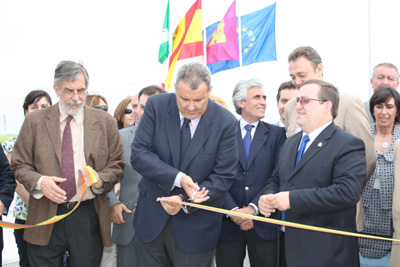 Momento de la inauguracin de La Golondrina en Fuensalida (Toledo)