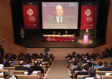 El presidente de La Rioja, Pedro Sanz, durante el discurso inaugural. Foto:Riojapress