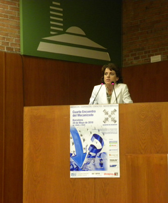 Mary Delgado explained the helplines of the CDTI for business innovation