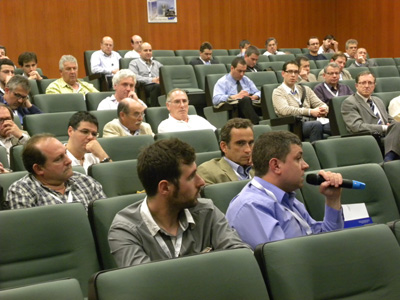 After the presentations, was the turn of the interventions of assistants SMEs