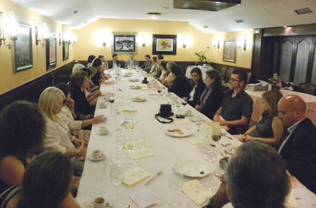 Una treintena de periodistas de la prensa especializada participaron en la presentacin-almuerzo del saln