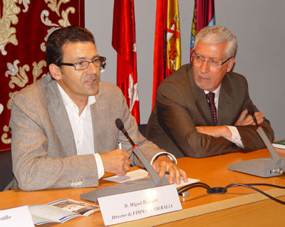 De izquierda a derecha: Miguel Bixquert director de Fimma-Maderalia y Francesc de Paula Pons, secretario general de Confemadera...