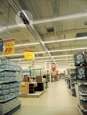 The cart with two cameras is moved from side way at a speed of up 6 m/s on a lane of aluminum, installed suspended from the ceiling or wall...