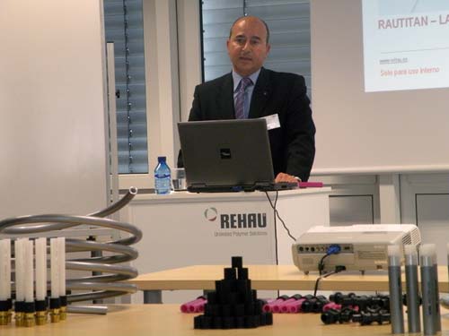 Ferran Agndez, director del rea de negocio Tcnica de Edificacin Espaa y Portugal de Rehau