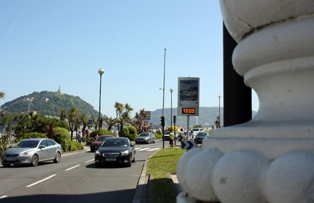 La densidad del trfico en San Sebastin, capital de Guipzcoa, aumenta sustancialmente en vacaciones