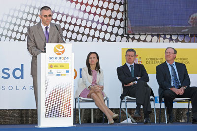 Javier Fernndez Campal, director general de Saint-Gobain Cristalera, durante su parlamento en la inauguracin de Solar Decathlon Europe 2010...