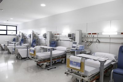 Las luminarias Clinic iluminan las unidades de hospitalizacin y Hospital las de urgencias