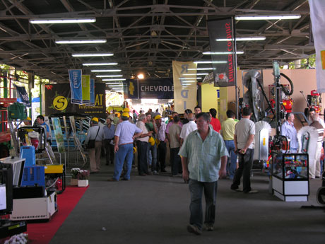 The edition of 2009, highlighted by the absence of the brands of tractors, had more than 180,000 visitors