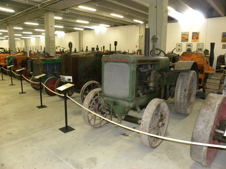 El Museu del Tractor d'poca acoge actualmente 115 tractores, historia viva del ltimo siglo