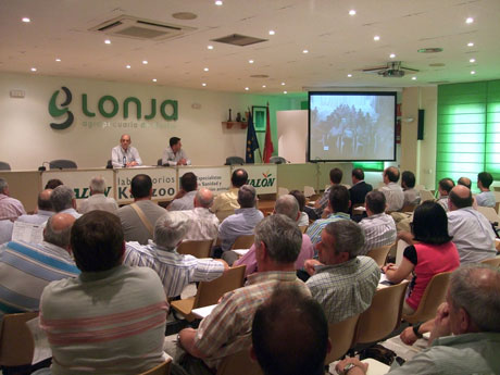 Sesin de videconferencia entre la Lonja de Binfar y la Feria Sepor