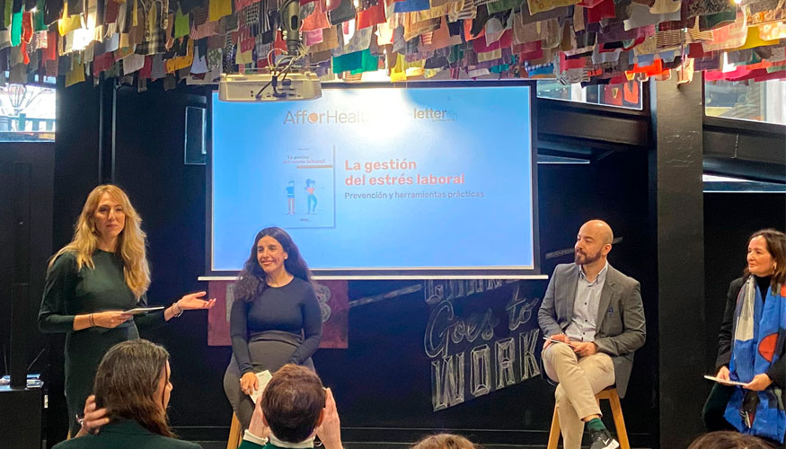 De izquierda a derecha: Bego�a �vila, Mar�a del Carmen Rodr�guez y �lvaro Tejedor de Affor Health y Sof�a Deprit de Lettera Publicaciones...