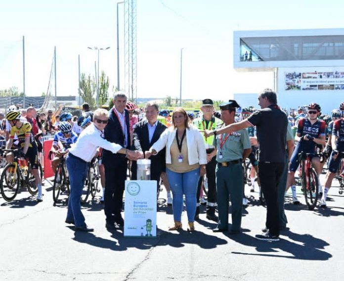Ecopilas celebra el da europeo del reciclaje de pilas en la vuelta