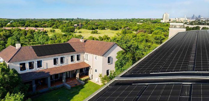 Llegan a los tejados de Europa los primeros mdulos fotovoltaicos Vertex S de muy alta potencia