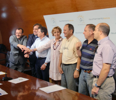 El momento de la firma del convenio entre Parex y el Ayuntamiento de Lorca (Murcia)