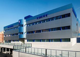 Clancy Asistencia empujar Hospital Universitario Puerta del Sur de Móstoles: Primer centro sanitario  en la Comunidad de Madrid iluminado 100% con tecnología de iluminación  eficiente LED - Energías