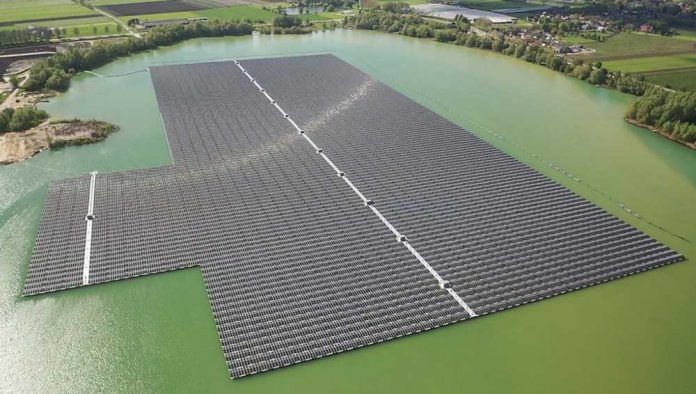 BayWa r.e. pone en marcha las dos plantas fotovoltaicas flotantes ms grandes fuera de Asia