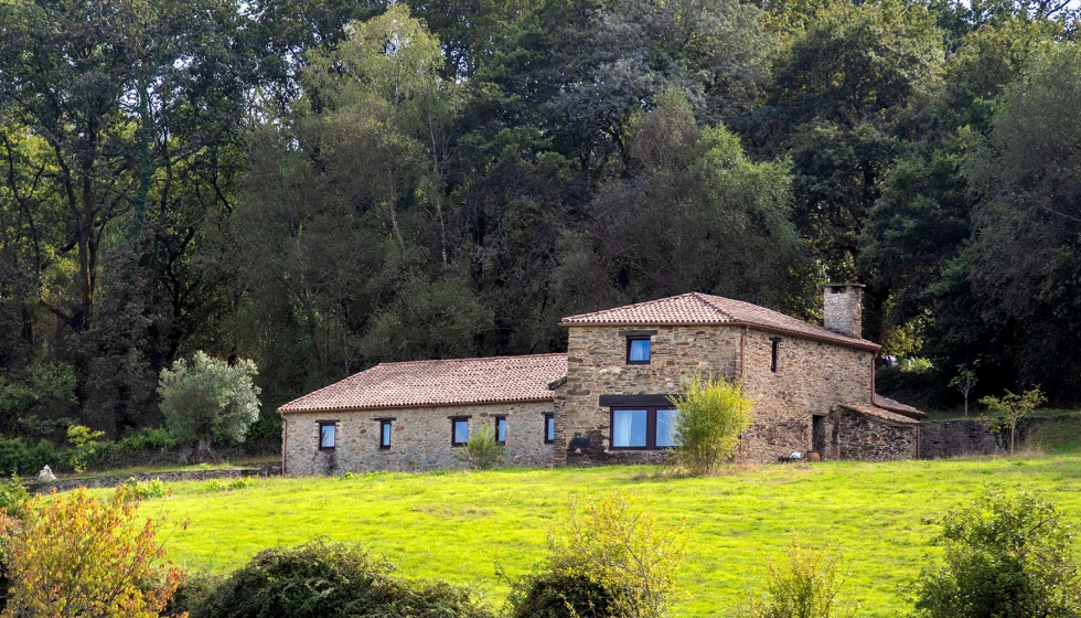 Panormica de este espectacular pazo de 325 m2 con 4 habitaciones, 3 baos y un aseo. Foto: Hctor Santos-Dez