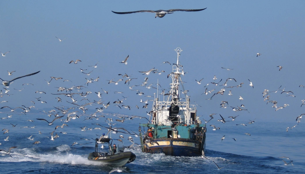 Con esa iniciativa se busca reforzar la lucha contra la pesca ilegal, no declarada y no reglamentada...