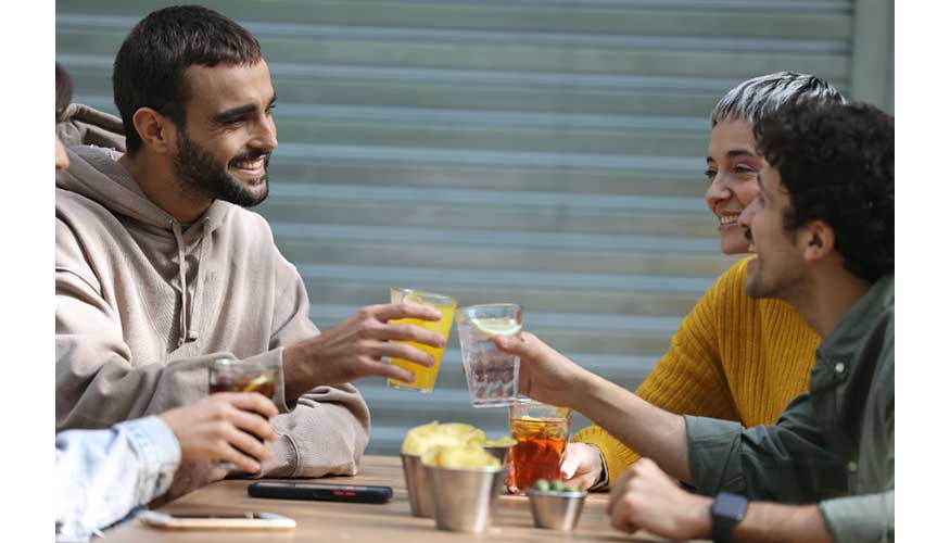 Las bebidas refrescantes cumplen los compromisos del Plan para la Mejora de la Composicin de Alimentos y Bebidas de la AESAN...