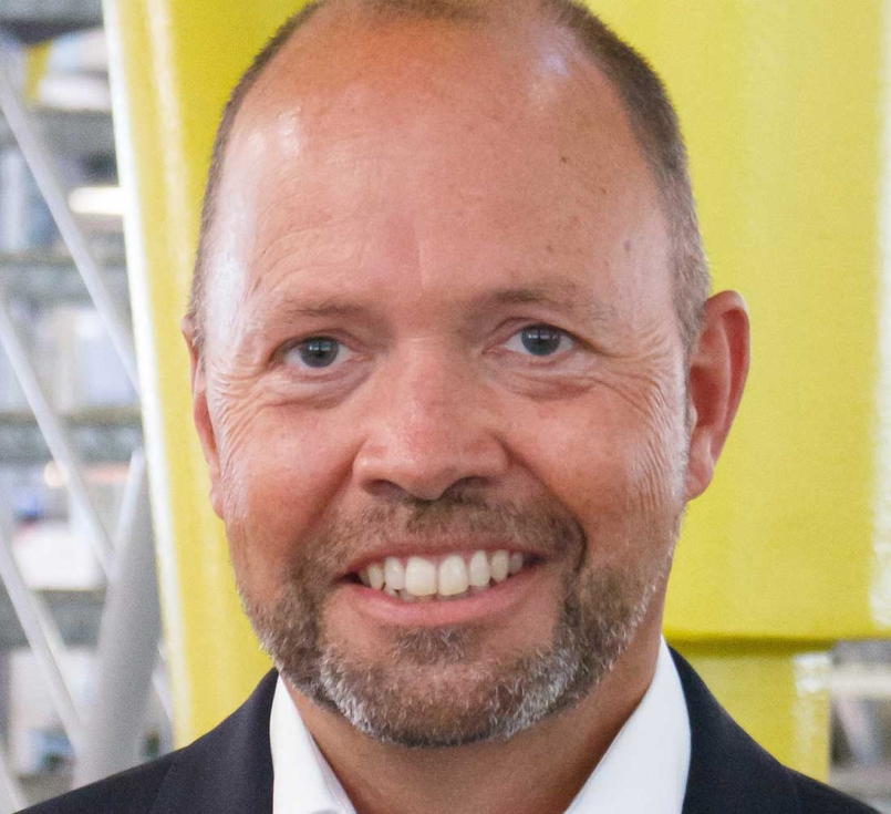 Michael Blass, director general de sistemas de cadena portacables, igus GmbH...