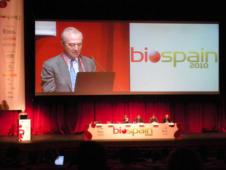 Jos Mara Fernndez Sousa, presidente de Asebio, durante el discurso inaugural de Biospain 2010