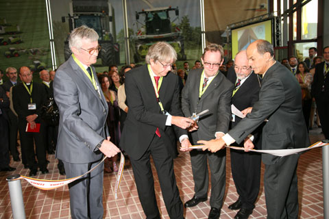 The Ambassador of Germany, Reinhard Silbergber, proceeded to cut the inaugural Ribbon