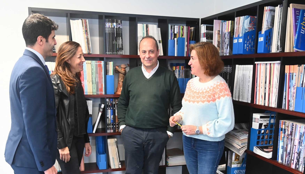 En la presentaci�n en Burgos han asistido (de izquierda a derecha)...