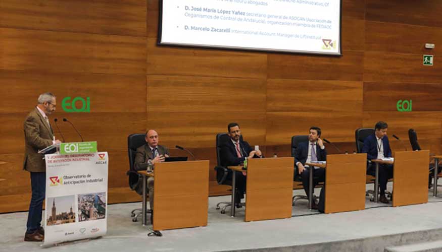 La segunda mesa abordó el marco normativo con Emilio Robles, de Eleser, Ignacio Cáceres, Eduardo Gamero-Casado, José María López y Marcello Zacarelli...