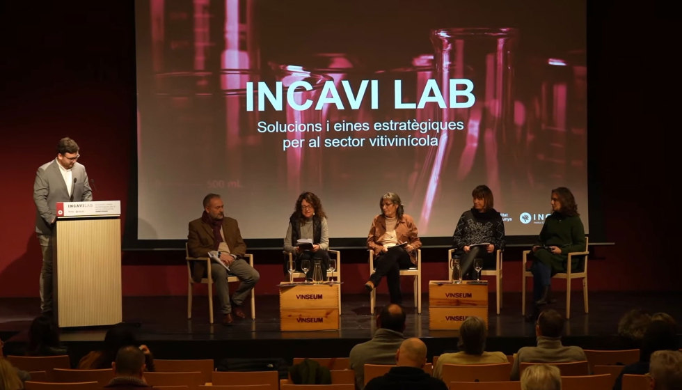 Fina Capdevila, responsable del laboratorio de Vilafranca del Peneds; Carme Masqu, responsable del laboratorio de Reus; Anna Puig...