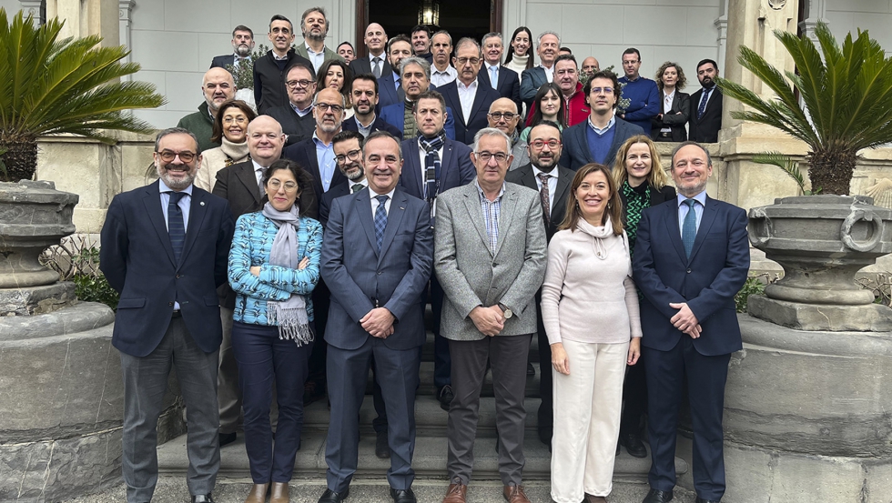Miembros del Comit Organizador de FIMA 2024 reunidos el 17 de enero en el Palacio de Larrinaga