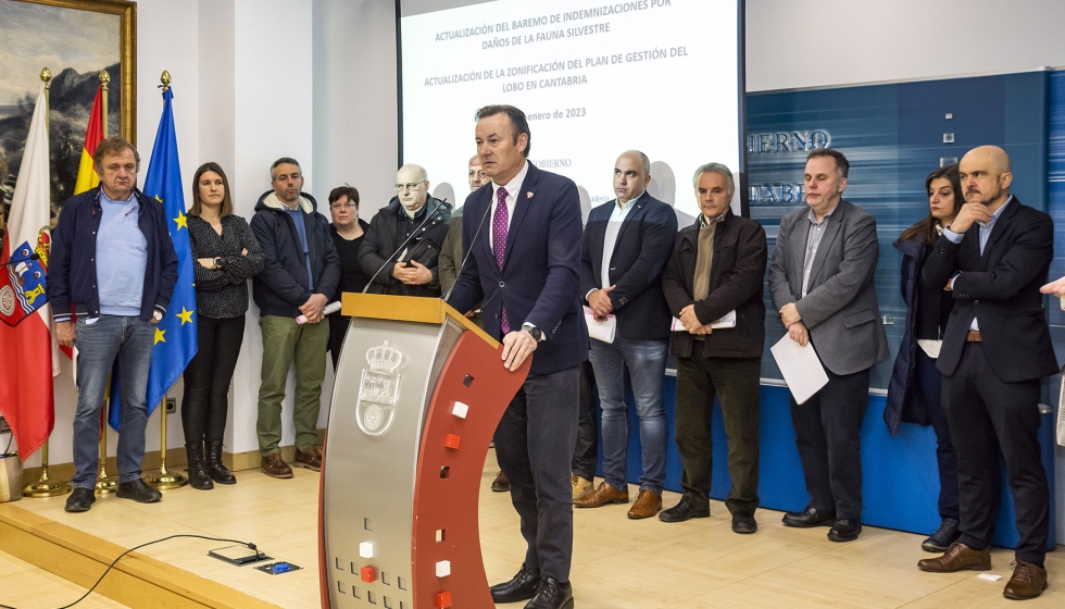 Rueda de prensa del consejero Guillermo Blanco con los representantes de las asociaciones ganaderas de Cantabria para presentar las nuevas...