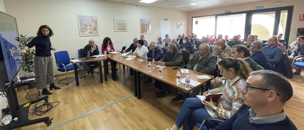 Instante de la reunin sectorial organizada por Cooperativas Agro-alimentarias Castilla-La Mancha