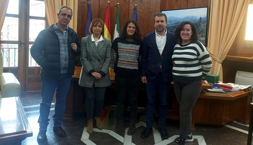 Reunin entre los representantes de Cabrandaluca y del Ayuntamiento de Jan
