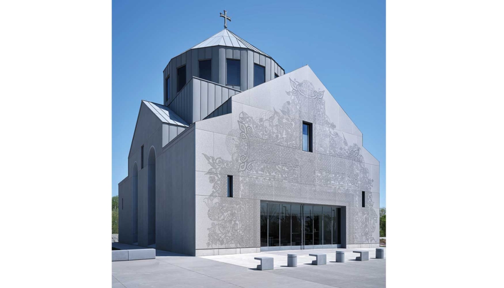 Visin de la impresionante iglesia obra del arquitecto David Hotson, que le ha valido el reconocimiento como Edificio del Ao 2022...