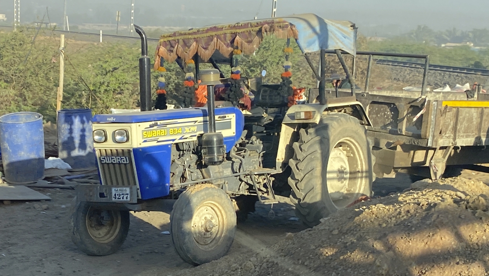 En el pas abunda el tractor de media y baja potencia, simple traccin y sin cabina