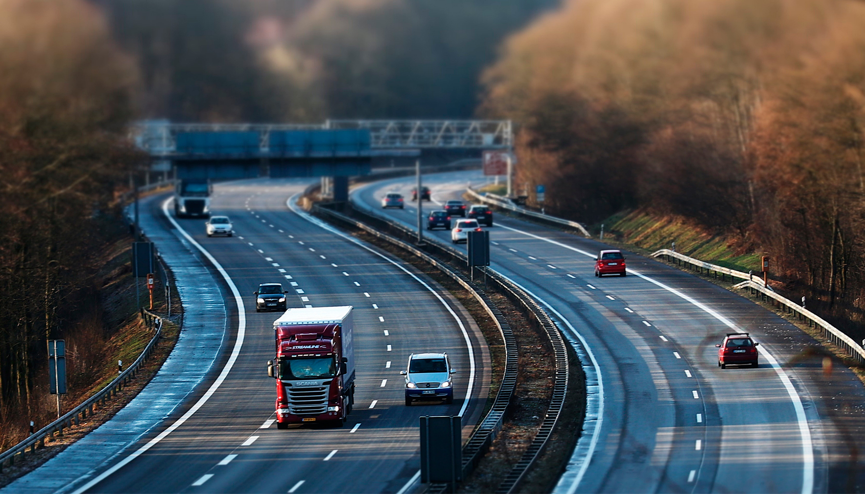 El uso del hidrgeno estar centrado especialmente en el desarrollo de combustibles derivados del mismo para su uso en el transporte pesado de larga...