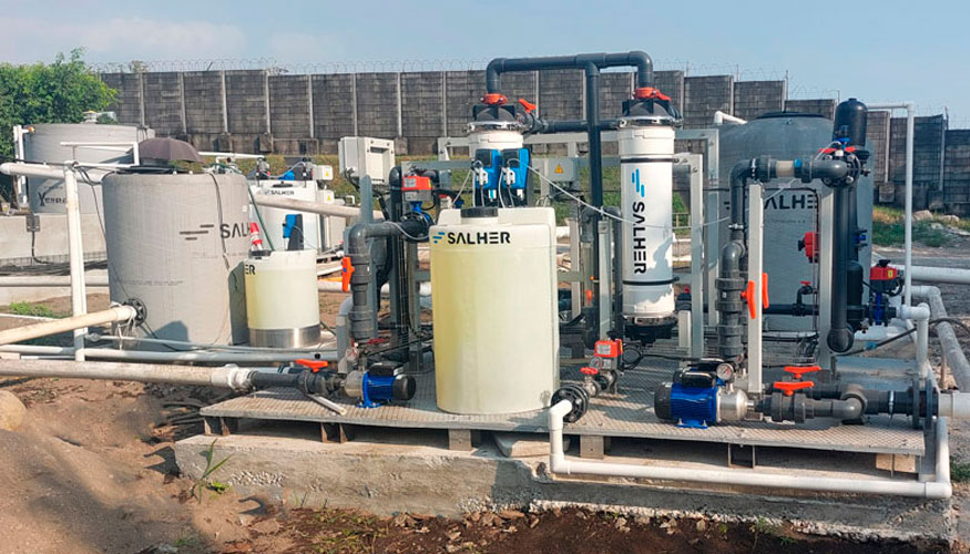 Salher ha instalado una planta compacta de reutilizacin de aguas mediante tecnologa de ultrafiltracin que permitir el riego de las zonas verdes...