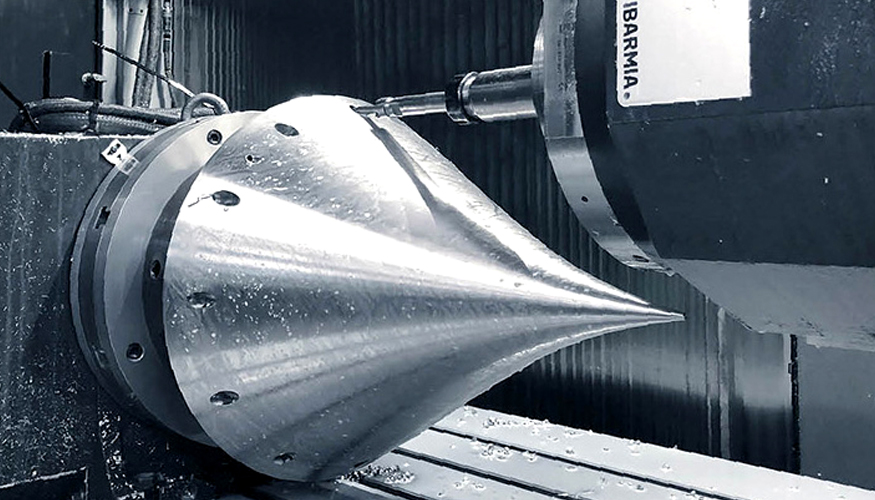 Ejemplo de trabajo para el sector: pieza c�nica totalmente mecanizada en acero inoxidable proveniente de la fundici�n...