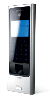 La gama de controladores autnomos de Samsung es la solucin ideal para garantizar la seguridad de una puerta de acceso con opcin a interconectar...