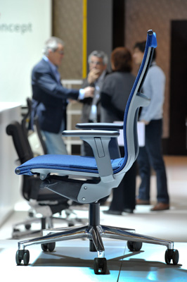 L'ergonomia i la comoditat sn valors que prevalen en el mobiliari presentat en Orgatec. Foto: Koelnmesse