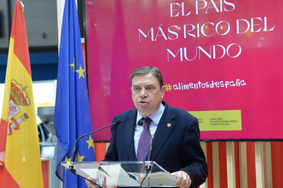 El ministro Planas ha ensalzado la capacidad del sector crnico para generar inversin...