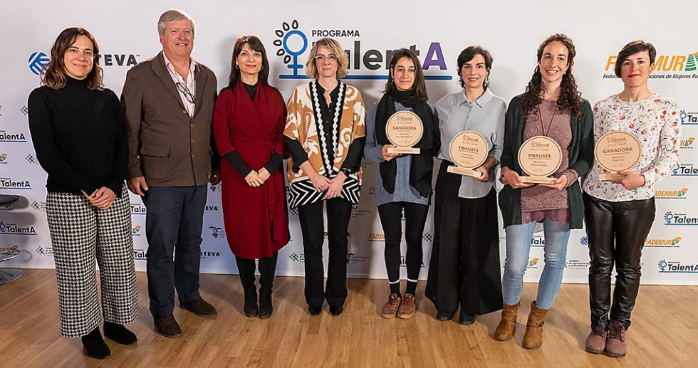 Entrega de premios de la cuarta edicin del programa TalentA que destaca el papel de las mujeres en el medio rural...