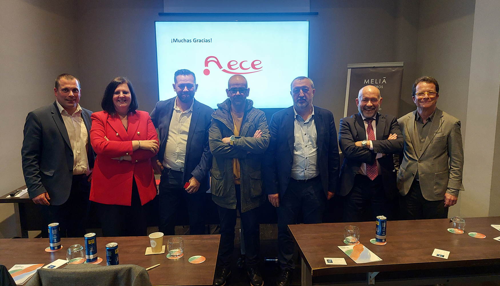 Participantes en el primer encuentro local de AECE, celebrado en Sevilla