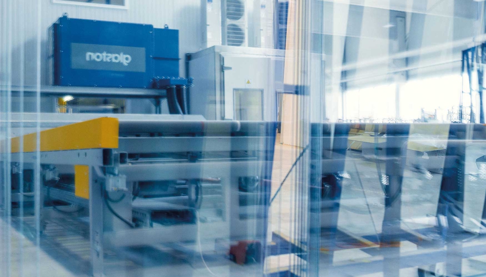 Com certos ajustes de processo e tecnologia moderna,  possvel reduzir o consumo de energia no processamento de vidro laminado. Foto: Glastory.net...