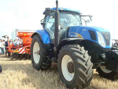 New Holland y su despliegue de tractores en el Congreso Europeo de Agricultura de Conservacin