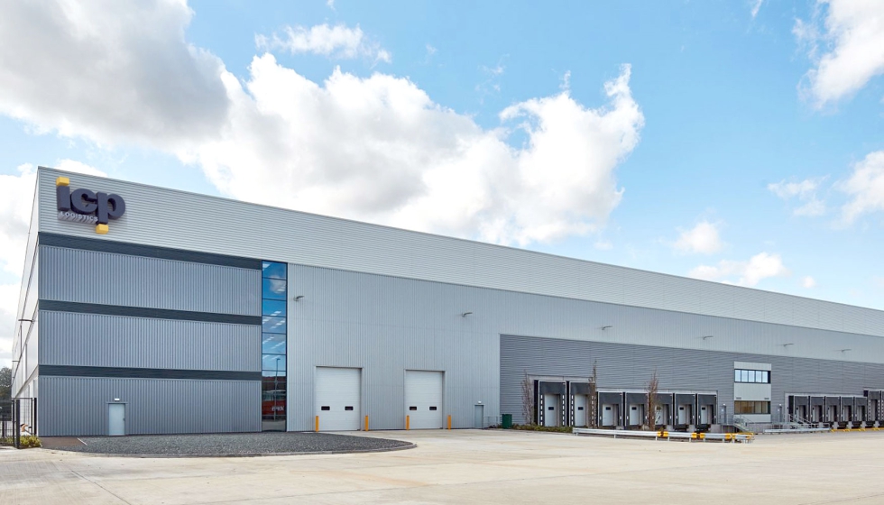 Las nuevas instalaciones suman una superficie total de 20.000 m2 y disponen de 16 muelles de carga y descarga