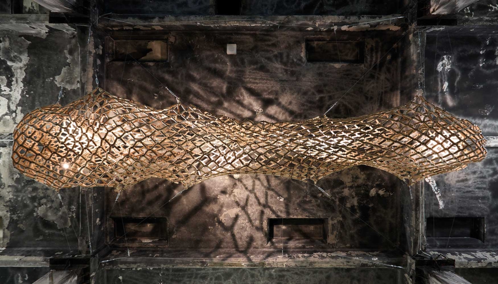 Detalle de la luminaria Nube que se expone en el Matadero Madrid hasta el pr�ximo 28 de junio. Foto: Uxio da Vila