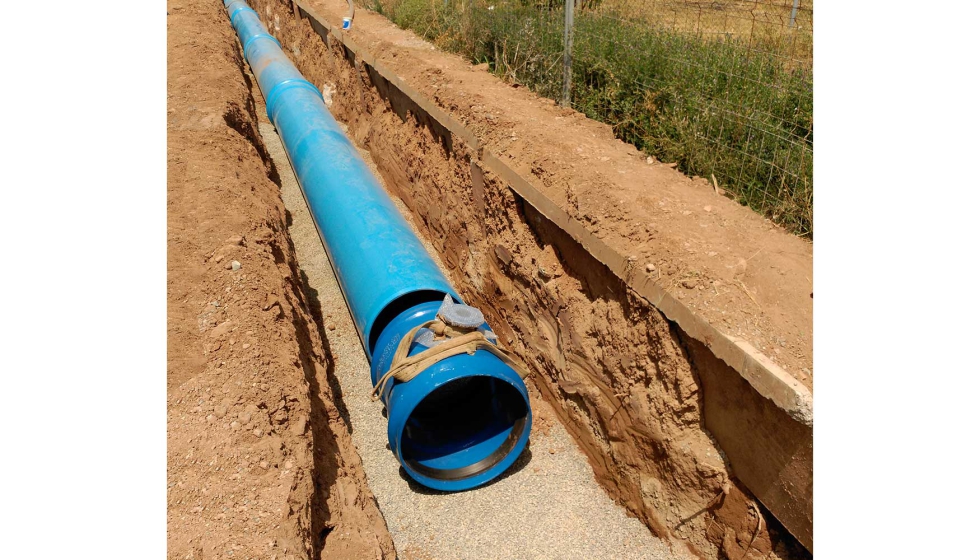 Ligereza, manejabilidad y facilidad de conexin son tres de las ventajas de instalacin de la tubera TOM de PVC-O